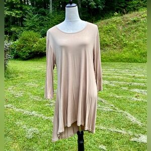 EUC tan swing dress. Large 339W